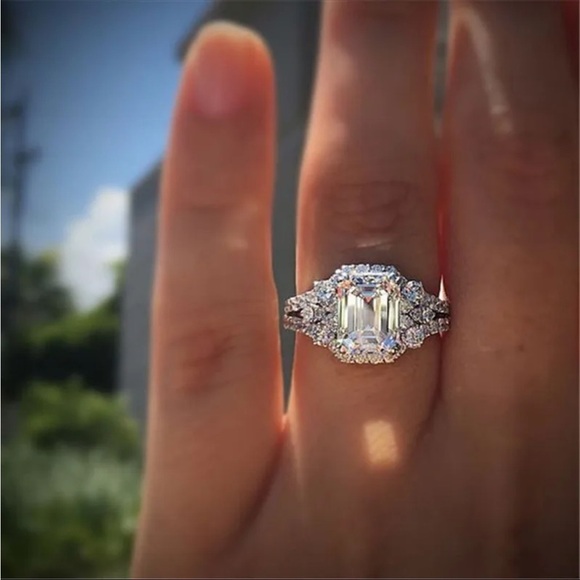 Princess Square Cubic Zirconia CZ Wedding Engagement Ring Bridal Wedding New - Picture 1 of 9